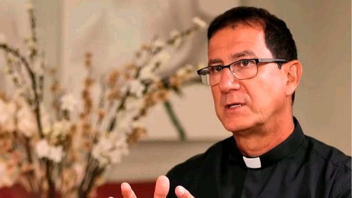 Sacerdote Alberto Reyes: “Cuba es una olla que puede estallar en cualquier momento”