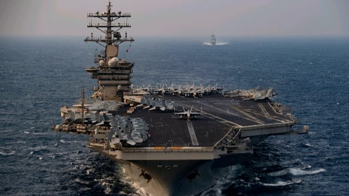 USS Nimitz opera en el Caribe cerca de Cuba