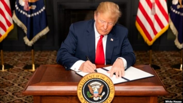 Trump firma orden ejecutiva que amplía sanciones a personas vinculadas al poder en Cuba