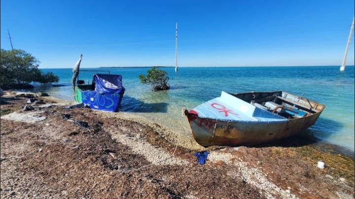 Seis cubanos llegan en bote a Jamaica y terminan ante la justicia: lo que pasó después