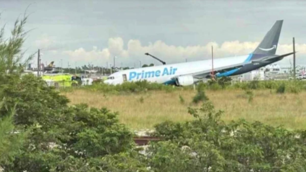 Tragedia en Miami: un avión de carga se sale de la pista y deja cinco muertos