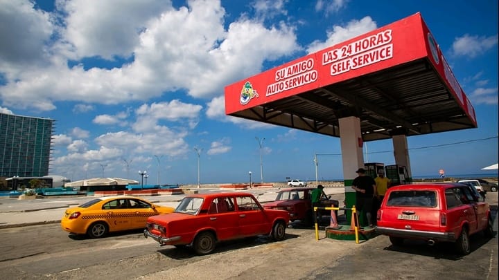 Así se repartirá el petróleo ruso en medio de los apagones en Cuba