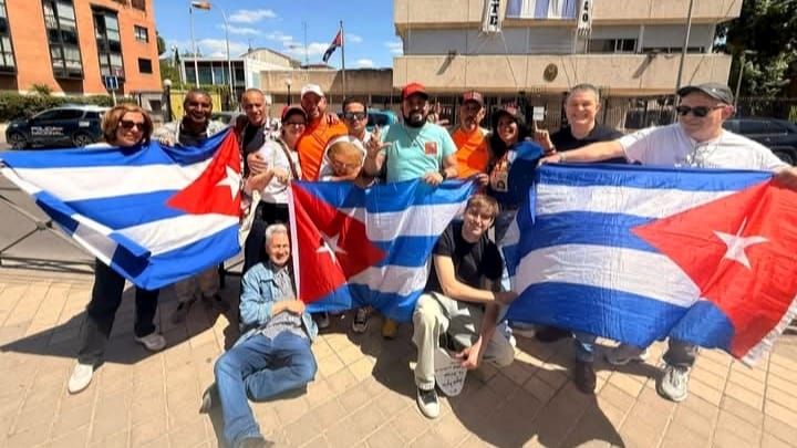 Protesta en Madrid exige la liberación de presos políticos en Cuba