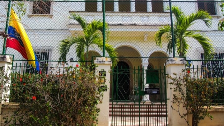 Colombia anuncia el cierre de su embajada en Cuba y cambia el rumbo de su política exterior