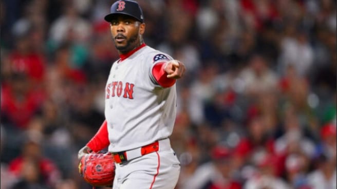 Aroldis Chapman queda a cinco salvamentos de una cifra histórica en MLB