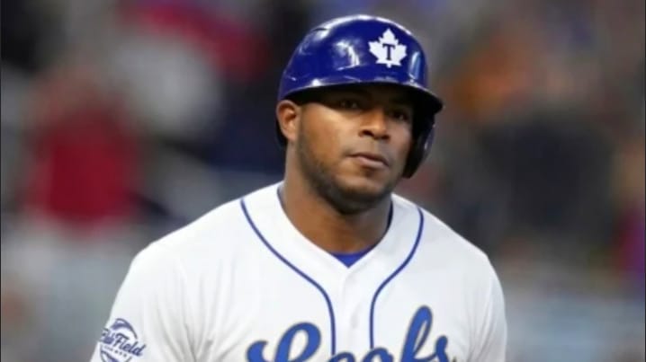 Yasiel Puig rompe un récord en Canadá y vuelve a hacer historia con el bate